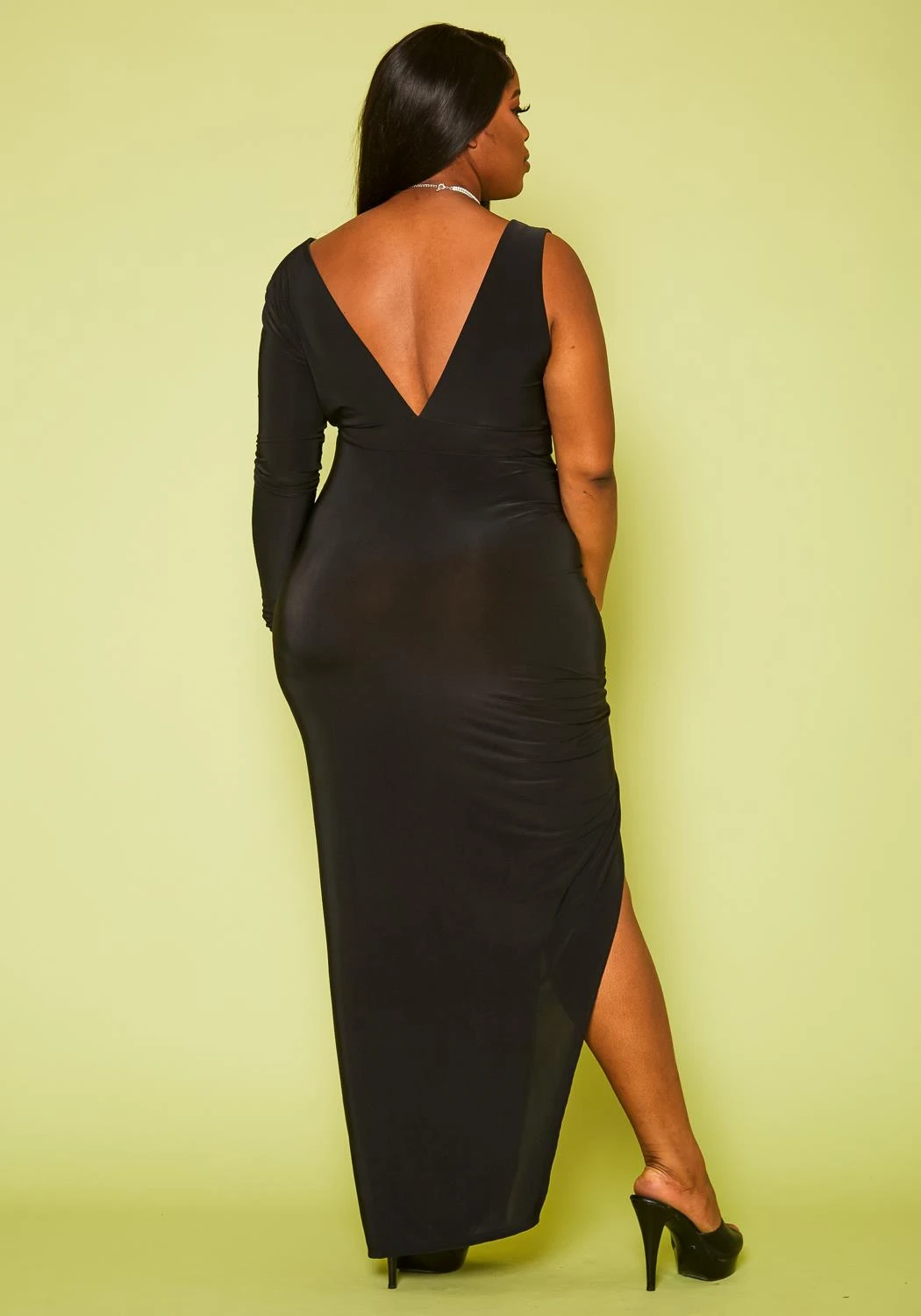 Plus Size One Sleeve Cut Out Maxi Dress - Image 5